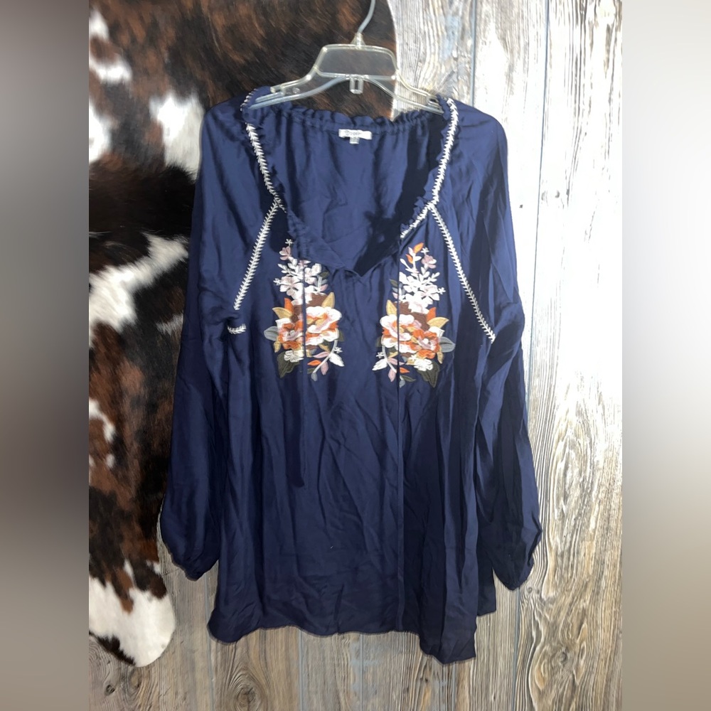Jodifl size medium flowy navy blue blouse